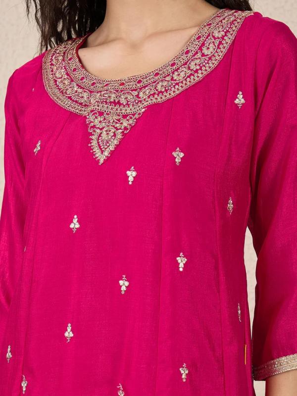 VP 9718 P Women Embroidery Anarkali Kurta Pant and Dupatta Sets